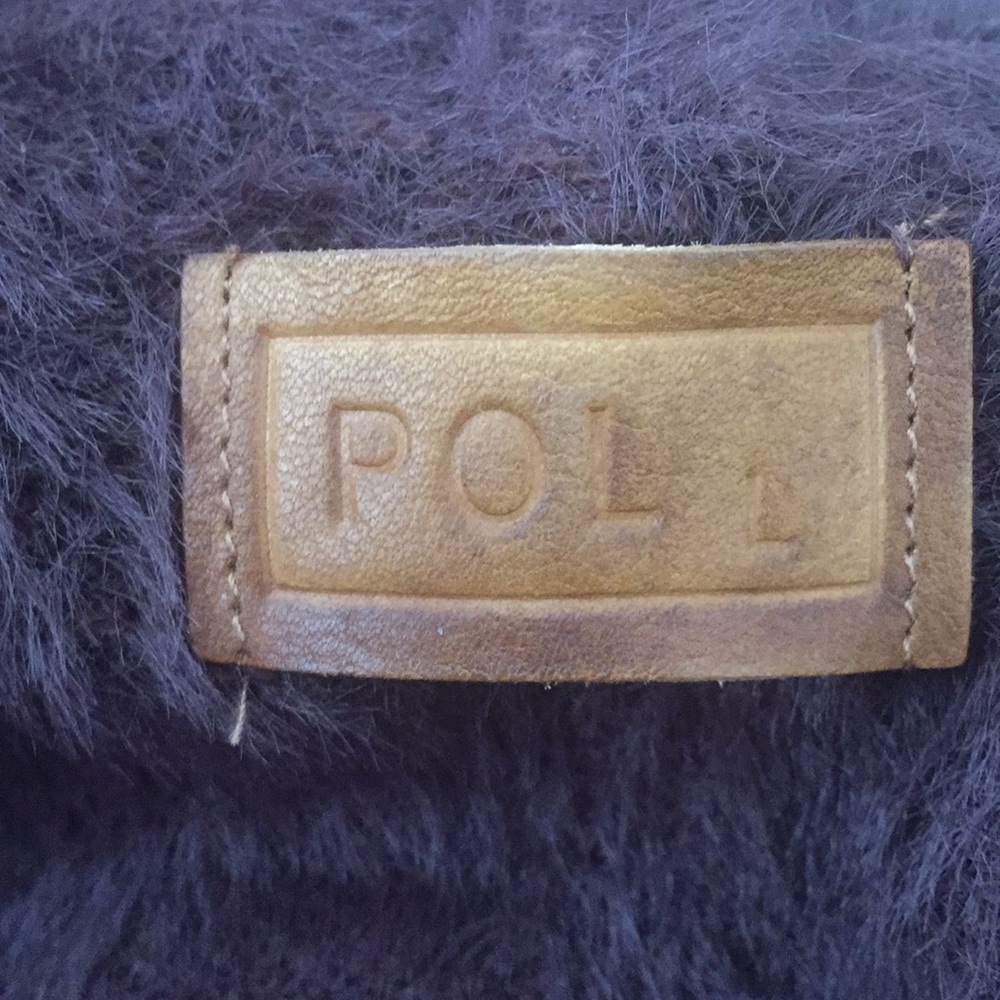 Pol - Picture 6 of 6